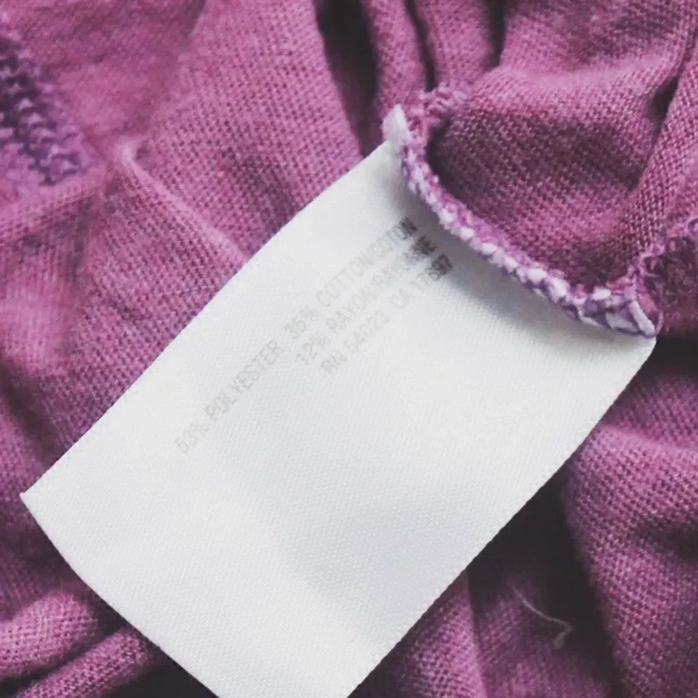 Old Navy Basic Purple Blouse in Small - Picture 4 of 6